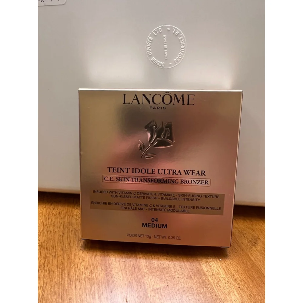 NWTWomen's Lancôme Teint Idole Ultra Wear Bronzer 04 Medium